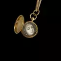 Collection Les Antiques - Pendentif locket sur chaine Suzon - 1