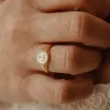 Bague chevalière • Diamants