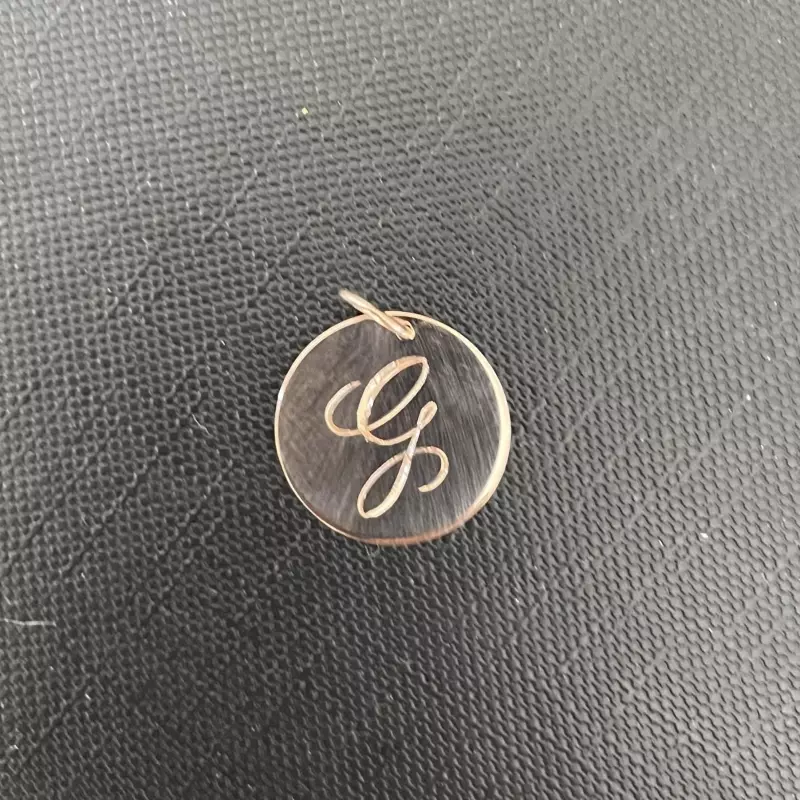 Accueil - Gravure initiale + date
