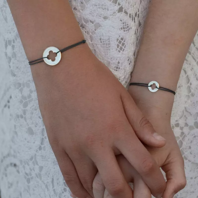 Bracelet sur cordon - Duo adulte - enfant croix romane