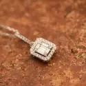 Pendentif  - Pendentif Clémence • Or blanc diamants baguette - 4