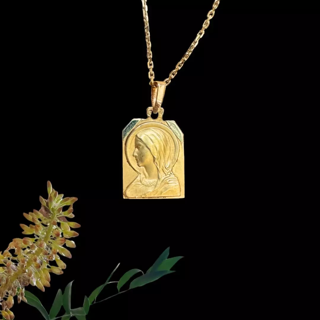 Collier Vintage Avec Pendentif Vierge Marie - Chaîne Et Médaille Plaqué Or Poinçonnée - Bijou Occasion