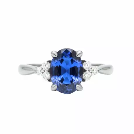 Bague saphir ovale 1.02 carat et diamants en or blanc 18 carats – vue de face