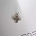 Pendentif croix classique - Croix Arcabas mate et polie 16 mm en or blanc - 18 carats - 2