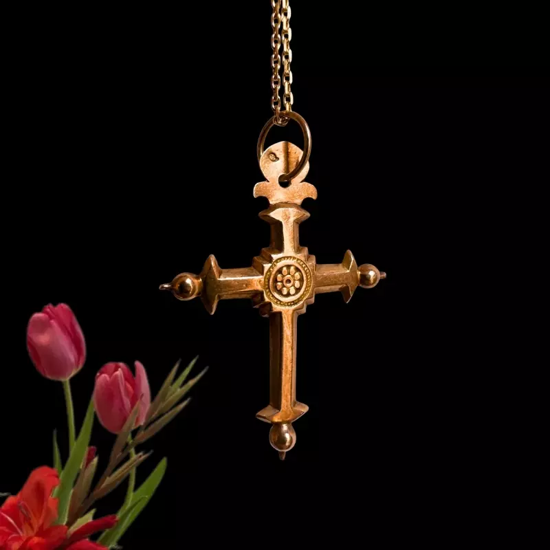 Collection Les Antiques - Pendentif croix Suzon