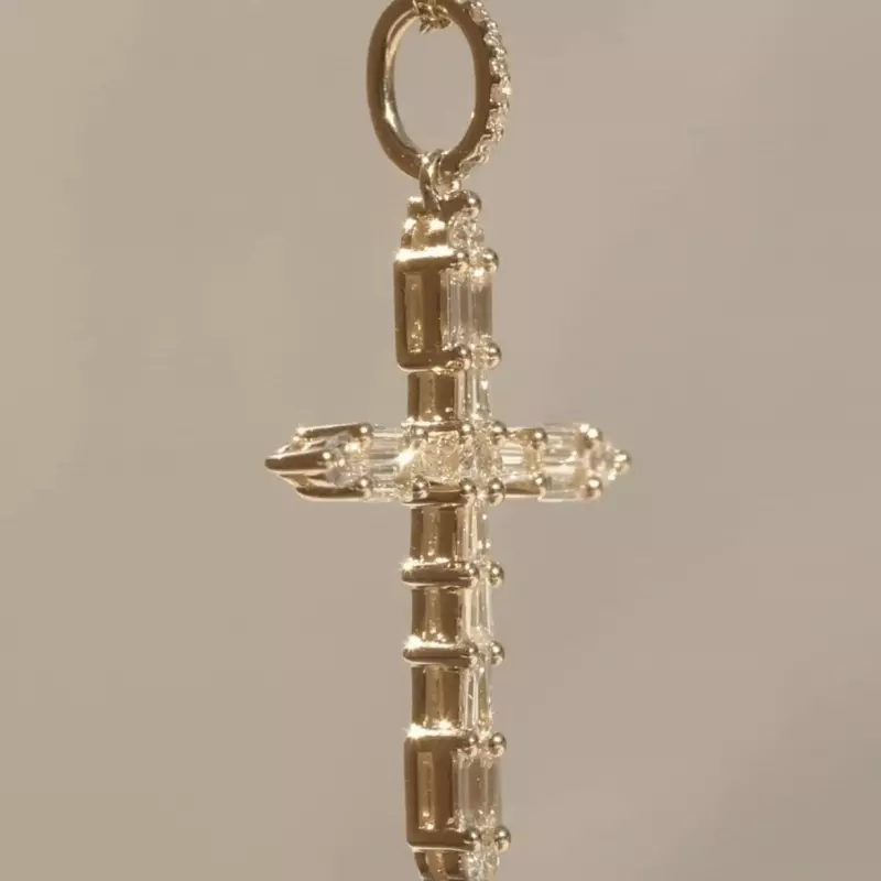 Joaillerie - Croix Castille • Diamants baguette or jaune - 2